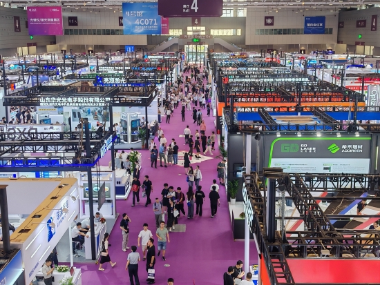 2025光博会观察：产业聚链成势 奏响突围、融合与引领“三重奏